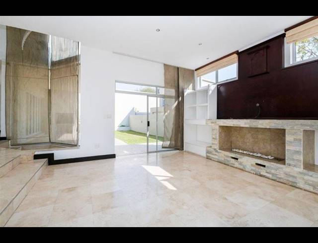 4 BEDROOM HOUSE FOR SALE IN SANDOWN